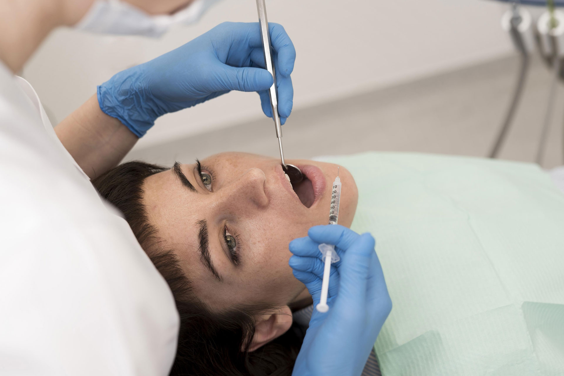 Wisdom tooth extraction